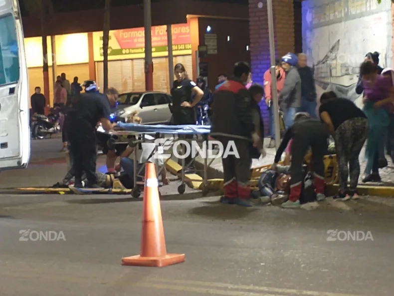 Dos Motociclistas Quedan Severamente Heridas Tras Un Brutal Choque En Chimbas El Zonda