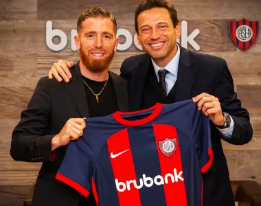 Iker Muniain ya es jugador de San Lorenzo