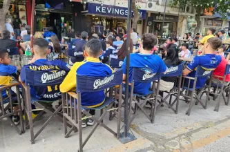 Los sanjuaninos le hicieron frente al calor y salieron a ver el Superclásico