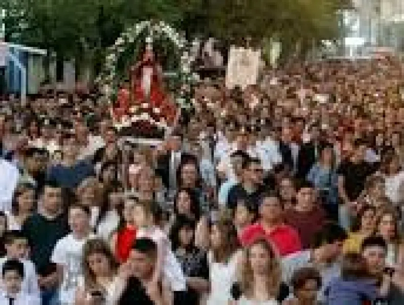 Los artistas que llegan para la fiesta en honor a Santa Bárbara El Zonda